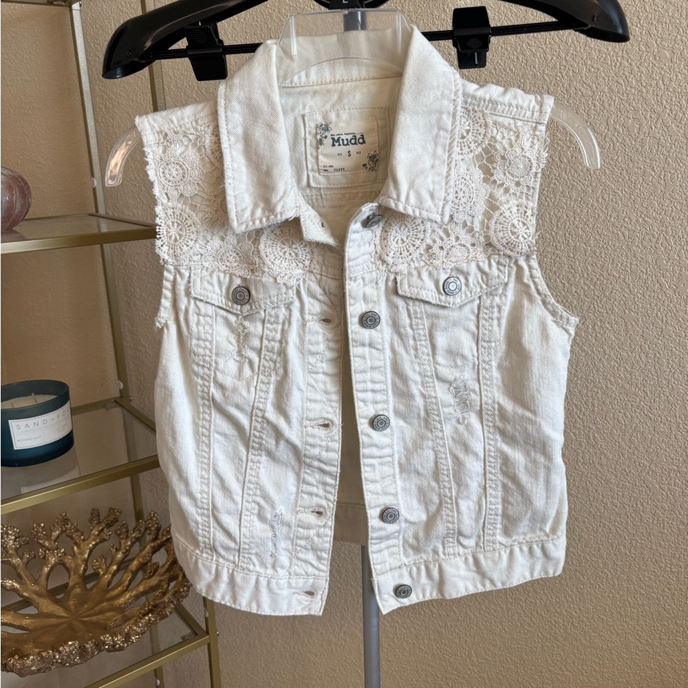 Mudd Ivory Denim Vest with Lace‎ Accents